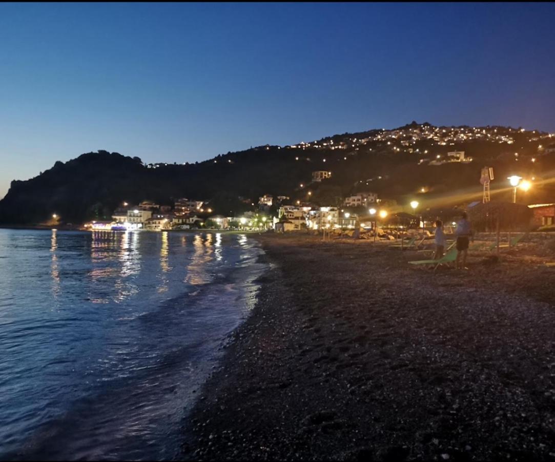 Markamar Loutraki  Екстериор снимка